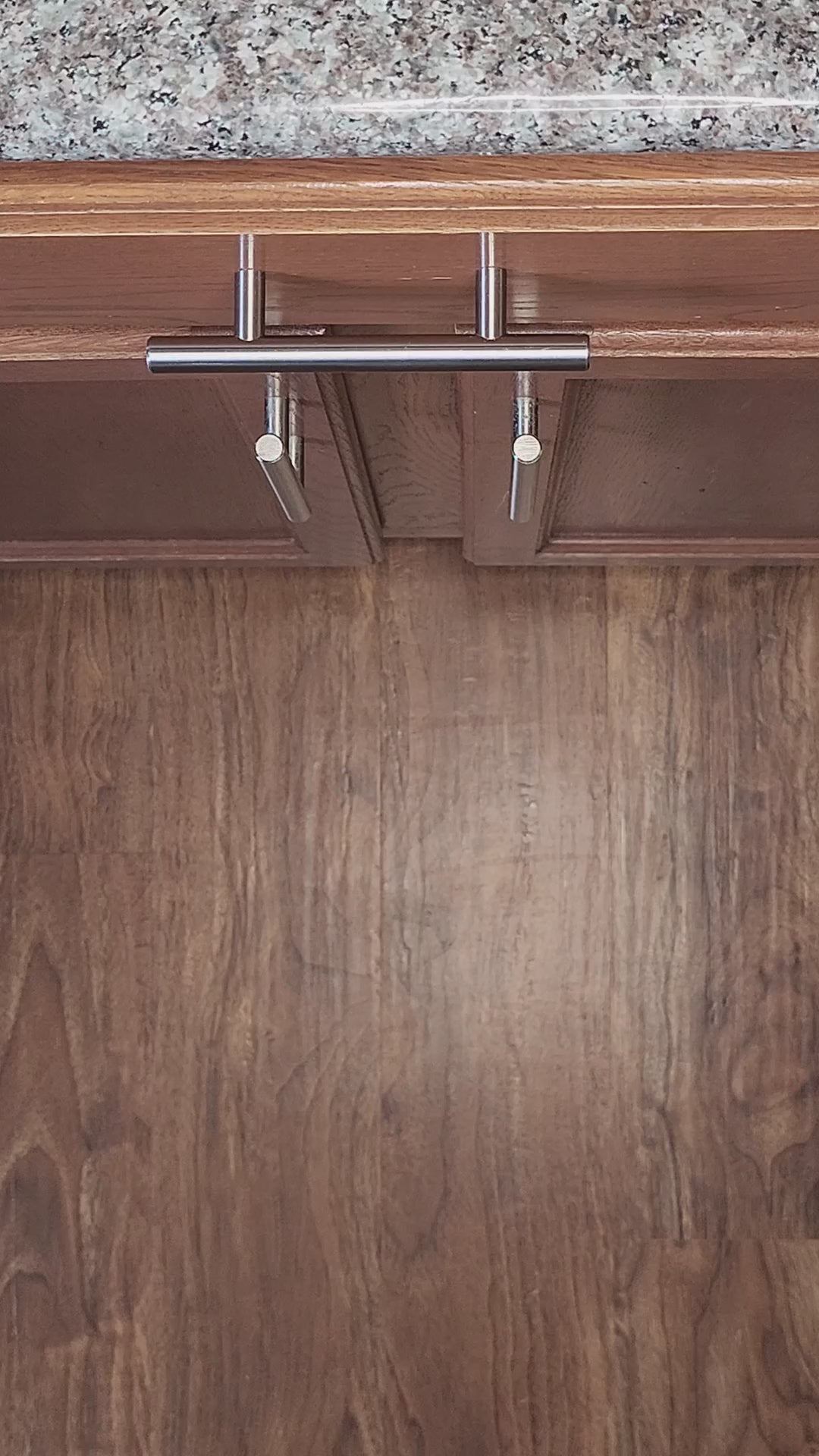 Video: the Storage Stack in a kitchen drawer